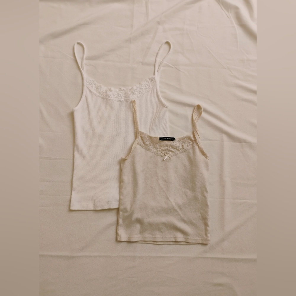 Brandy Melville tank tops with lace trim, set of 2